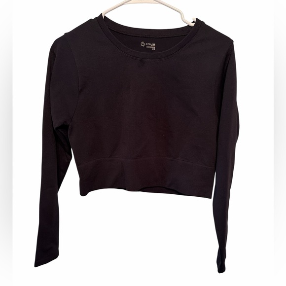 aerie Tops - OFFLINE By Aerie Sidewalk Seamless Long Sleeve‎ Cropped T-Shirt True Black Large